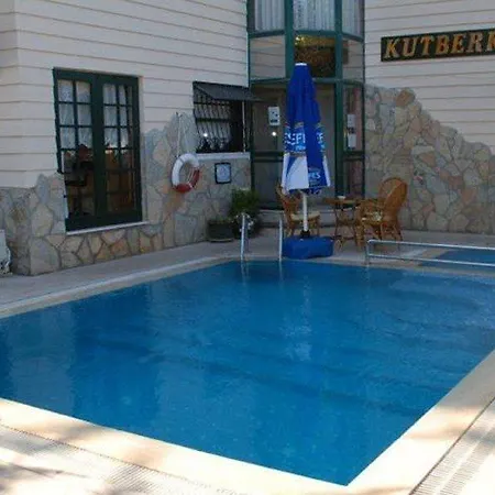 Kutberk Hotel 2*