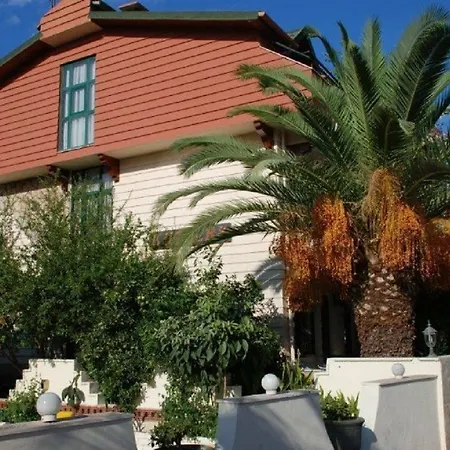 Hotel Kutberk 2*